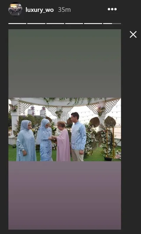 Roger Berikan Tanda Cinta