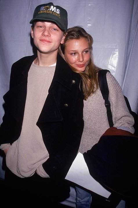DiCaprio dan Hall ketika masih bersama © glamourmagazine.co.uk