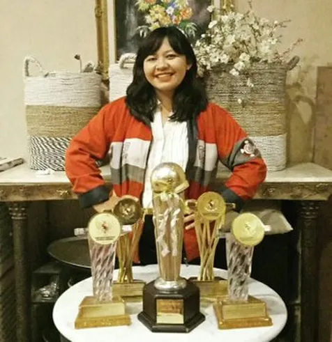 Berprestasi di Bidang Debat