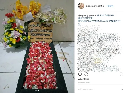 Ajeng membuatkan makam untuk Lucinta Luna ©ajengmulyagantini