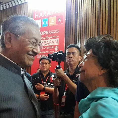Pertama Bertemu Ketika Kuliah di Kedokteran