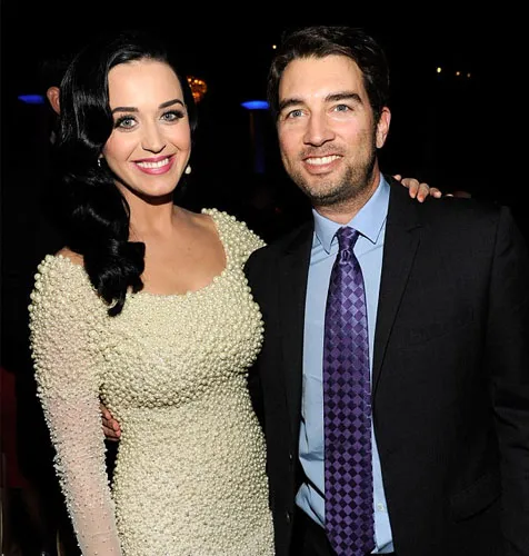 Mau Tahu Siapa Manajer Baru Selena Gomez Kapanlagi Com Mau Tahu Siapa Manajer Baru Selena Gomez Kapanlagi Com