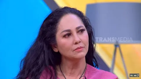 Meriam Bellina Nangis Saat Beri Pesan