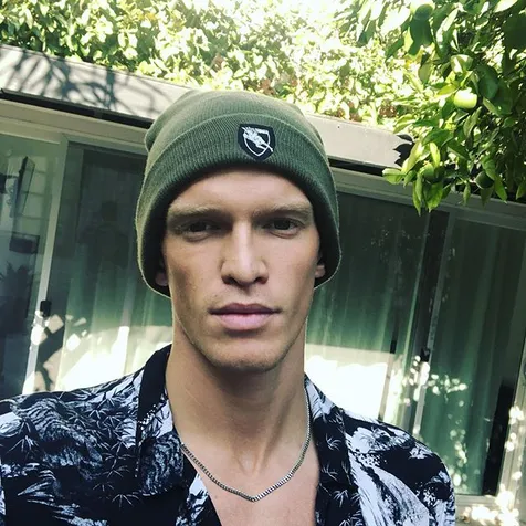 Cody Naksir Miley Sejak Dulu