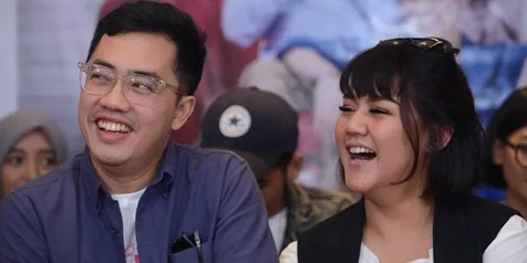 Selalu Lawan Superhero
