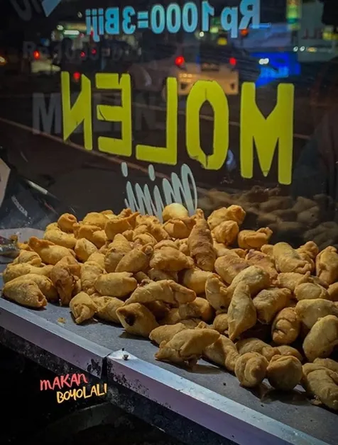 Molen Isi Kacang Hijau