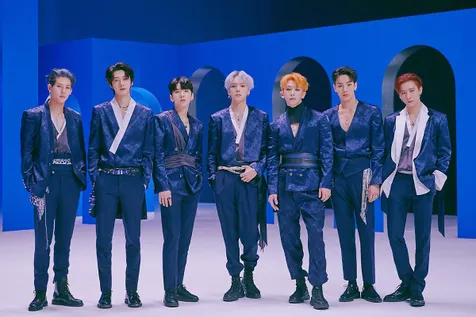 MONSTA X - Follow