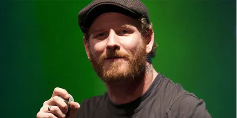 Axl Rose  Wajah Rockstar Dahulu Dan Sekarang - Corey 