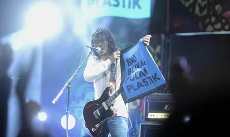 Bali Bukan Pulau Plastik