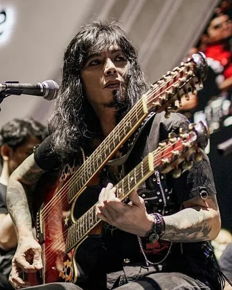 Fokus Belajar Gitar