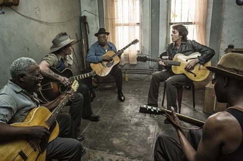 Paul McCartney dan Johnny Depp ngejam bareng dalam Early Days ©rollingstone