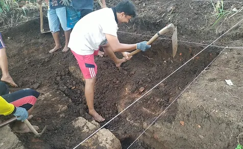 Sedang Dilakukan Ekskavasi