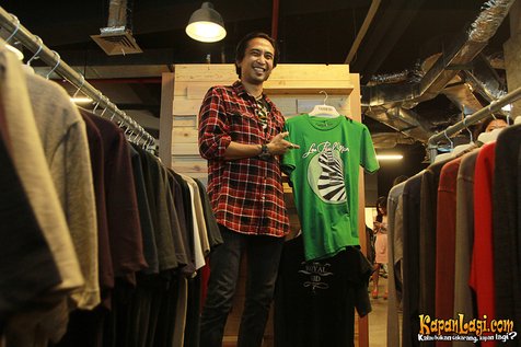 Bisnis clothing Piyu sebagai aktivitasnya di luar musik @KapanLagi.com®