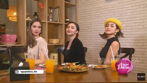 Nia Ramadhani Puji Seksinya Ariel Tatum