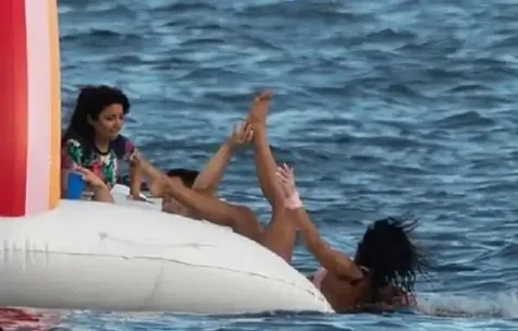 Priyanka Jatuh ke Laut