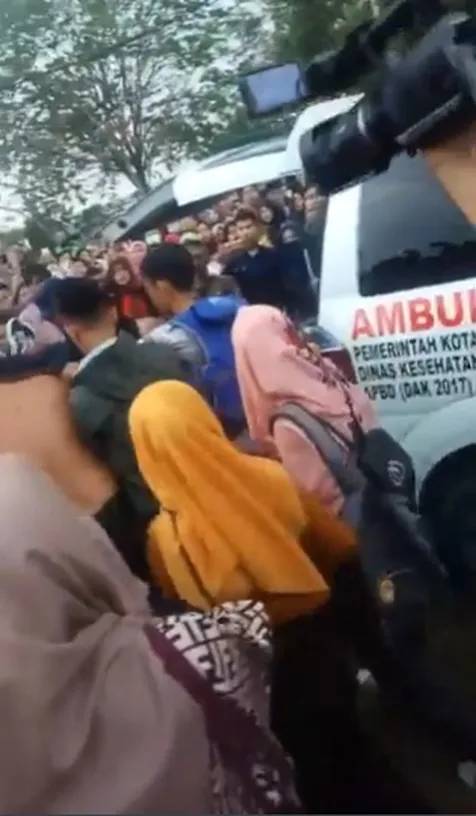 Dua Orang Meninggal