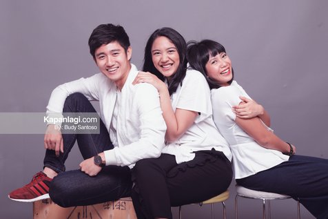 Kenny Austin, Putri Tanjung & Dhea Seto © Kapanlagi/Budy Santoso