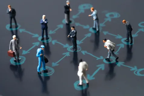 Berapa Jarak Aman Antara Satu Orang dengan Lainnya Selama Social Distancing?
