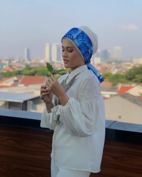 Queen Marbella baru saja merilis single religi © instagram.com/queenmarbella_