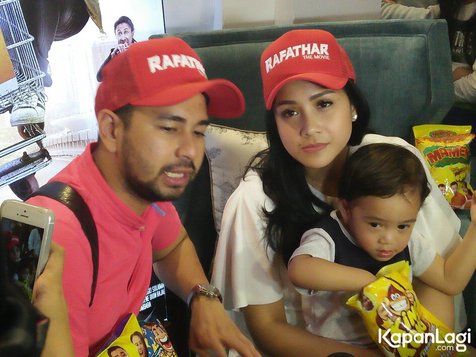 Raffi tepis isu Nagita gantikan posisi Ayu di Pesbukers © KapanLagi.com®