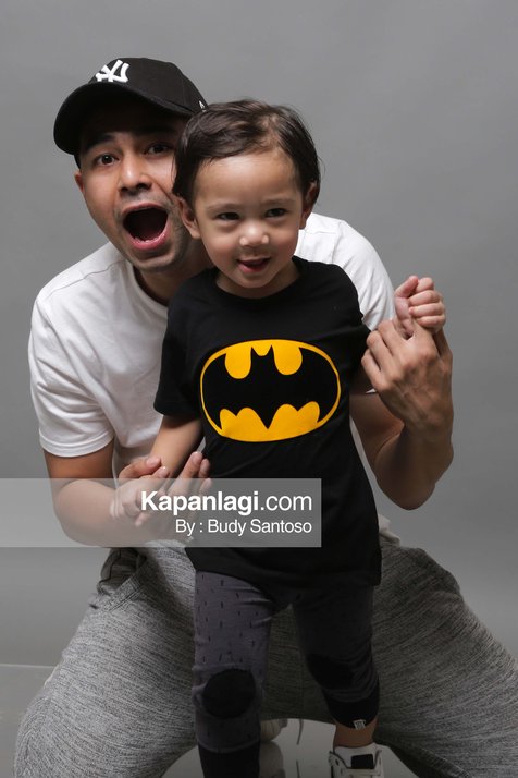 Raffi Ahmad & Rafathar © Kapanlagi/Budy Santoso