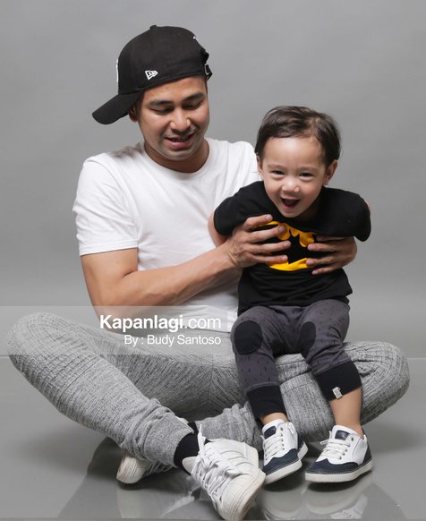 Raffi Ahmad & Rafathar © Kapanlagi/Budy Santoso