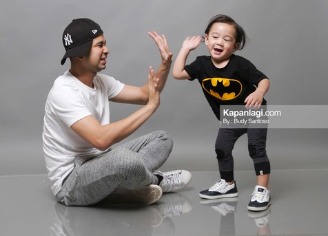 Raffi Ahmad & Rafathar © Kapanlagi/Budy Santoso