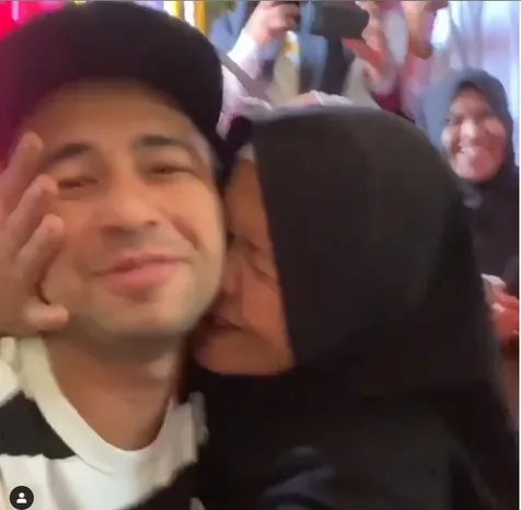 Ibu Lala Nangis Lihat Raffi dan Gigi