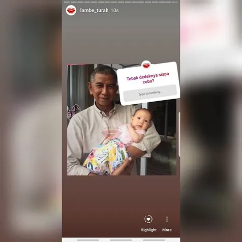 Mirip Siapa?