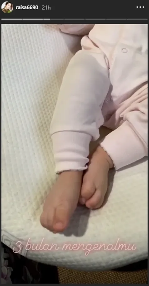 Kaki Mungil Zalina