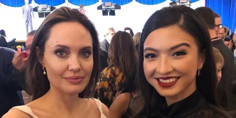 Selfie dan Ngobrol dengan Angelina Jolie
