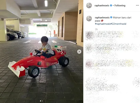 Mobil Balap Pertama