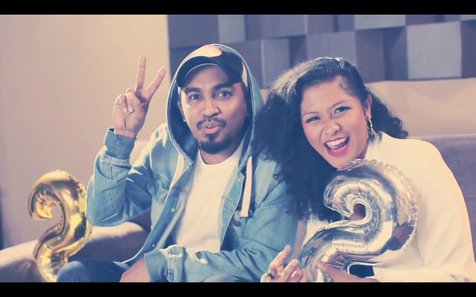 Glenn Fredly dan Dira Sugandi ikut ramaikan klip Revolusi Mental ©YouTube