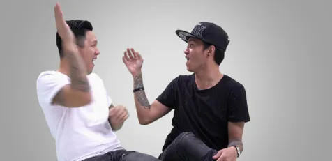 Mampukah Shawn Adrian dan Brandon Salim menang dari 2 YouTubers kece ini? © KapanLagi.com