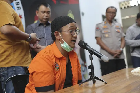 Ia Sangat Menyesali Perbuatannya
