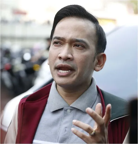 Kemampuan Betrand Bernyanyi Masih Otodidak