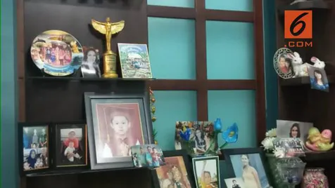 Hilangnya Foto Suzzanna di Ruang Tamu