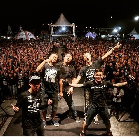 Bawakan lagu Bebas dari Iwa K, Saint Loco siap bawa semangat musik 90an ke masa sekarang © instagram.com/saintlocoofficial