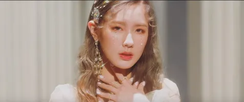 Konsep Music Video Oh My God