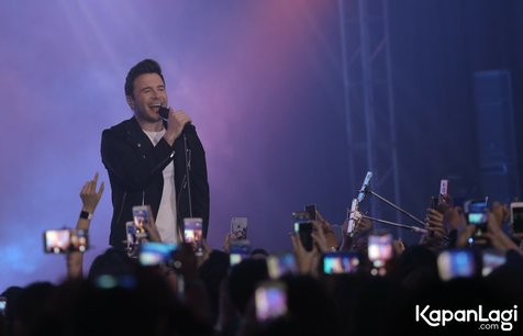 Salah satu penampilan Shane Filan semalam/©KapanLagi.com®/Agus Apriyanto