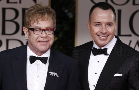 Elton John dan David Funnish