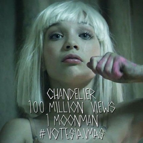 Chandelier © Sia Official Facebook