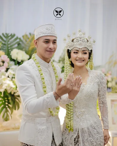 Akad Nikah Sibad dan Krisjian Berjalan Lancar