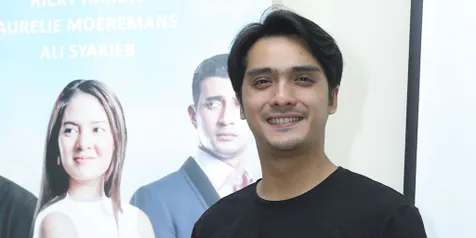 Ricky Harun Perankan Pria yang Sakit Jantung