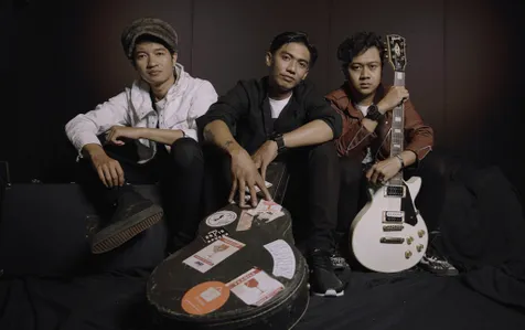 Sengaja Bikin Sang Vokalis Sakit
