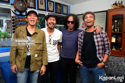 Slank akui Sheila On 7 masih keren dan asyik © KapanLagi.com®/Bayu Herdianto