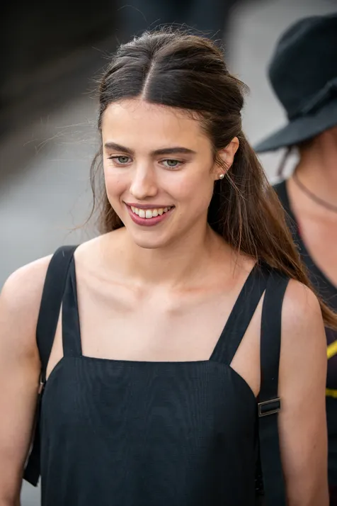 Margaret Qualley, Pacar Baru Pete Davidson