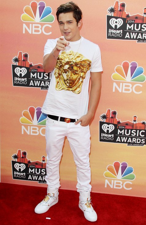 Austin Mahone ungkap bela sungkawanya untuk fans yang pingsan/Splashnews©