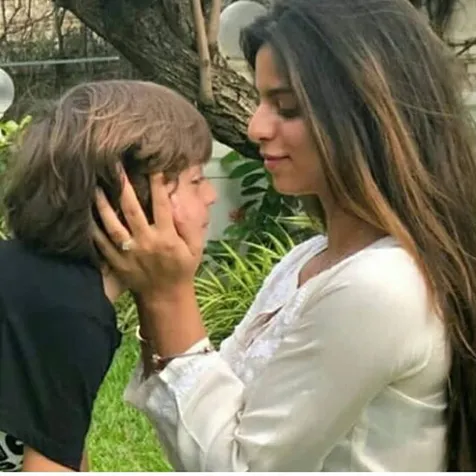 AbRam Khan Juga Dapat Senyum Manis