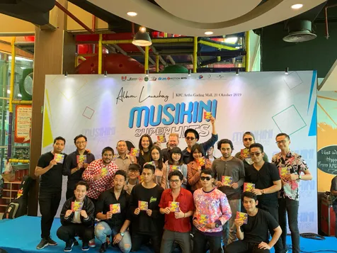 Dipenuhi Bintang Ternama